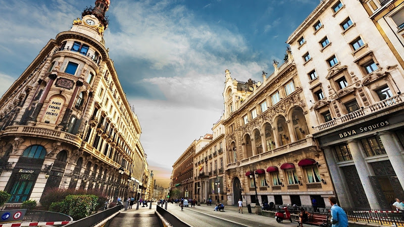 Улицы и площади Барселоны