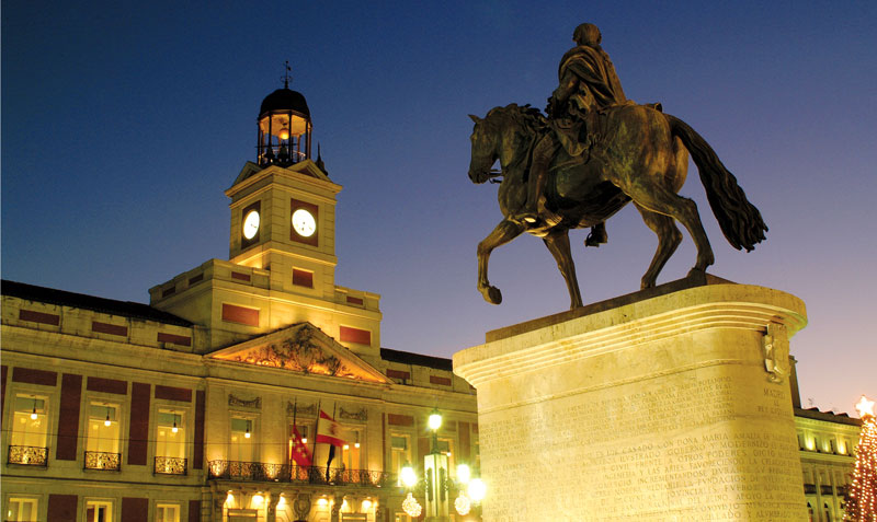 Туристический маршрут по Мадриду: Puerta del Sol, Alcalá & Huertas