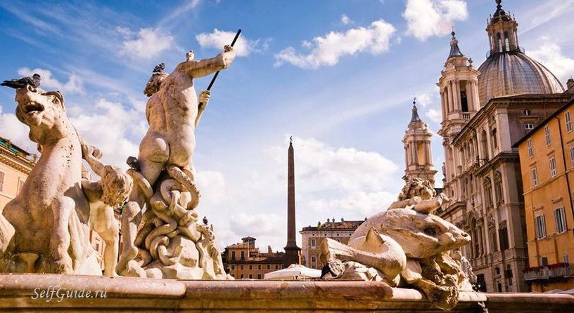Фонтан Нептун на Пьяцца Навона (Piazza Navona) в Риме
