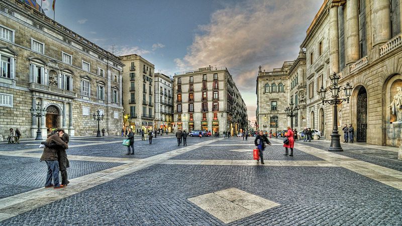 Улицы и площади Барселоны - Plaça_de_Sant_Jaume_Barcelona