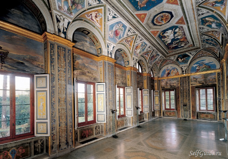 Вилла Фарнезина (Villa Farnesina) в Риме - фрески Рафаэля: фото
