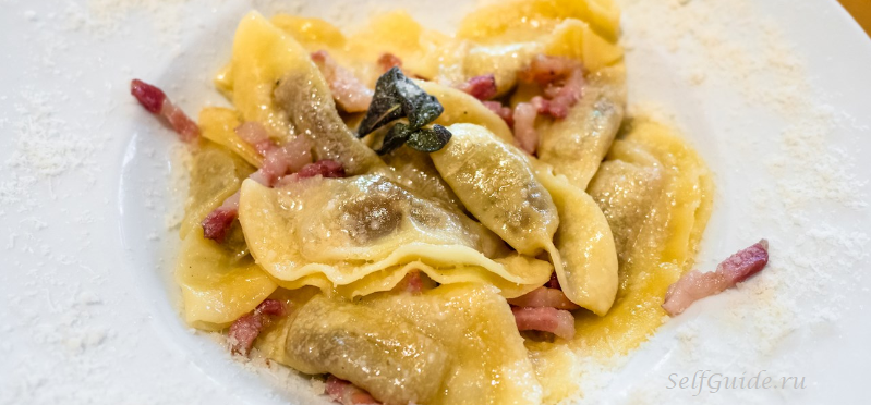  Casoncelli Alla Bresciana - кухня Брешии - что поесть в Брешии - традиционные блюда Брешии