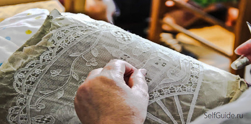 Буранское кружево