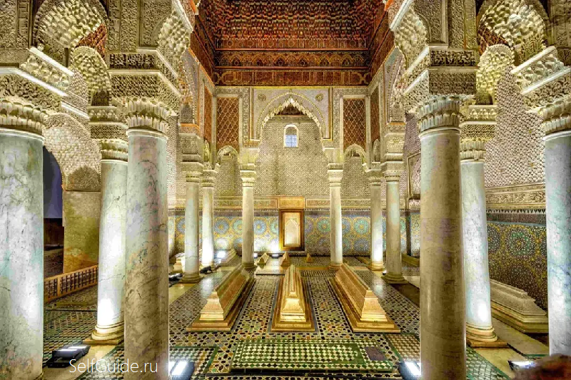 Усыпальница Саадитов (Saadian Tombs). Район Касба (Kasbah) в Марракеше
