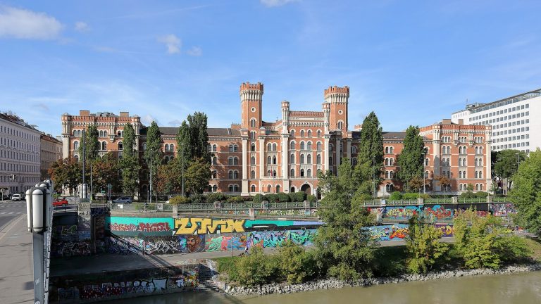 Roßauer Kaserne