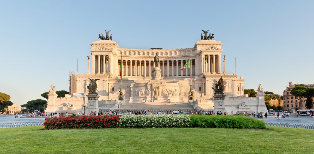 Мемориал Виктора Эммануила II Площадь Венеции в Риме (Piazza Venezia ) Мемориал Виктора Эммануила II